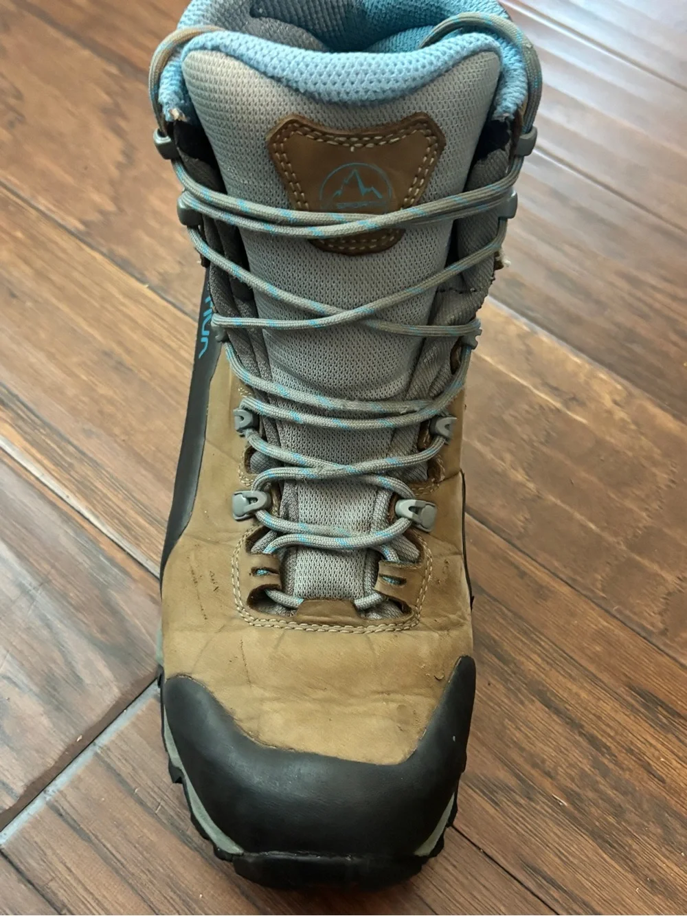La Sportiva Women's Tan and Light Blue Lace-Up Waterproof Gore-Tex Hiking Boots